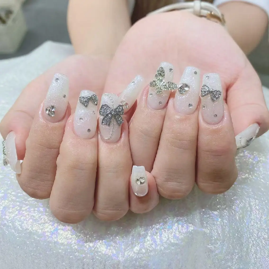 ネイル Queen's ゆなのネイルデザイン