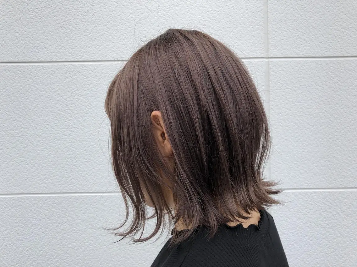 ミディアム カラー ヘアアレンジ ボブ 外ハネヘア ショートヘアはお任せ 冨樫真未のヘアスタイル