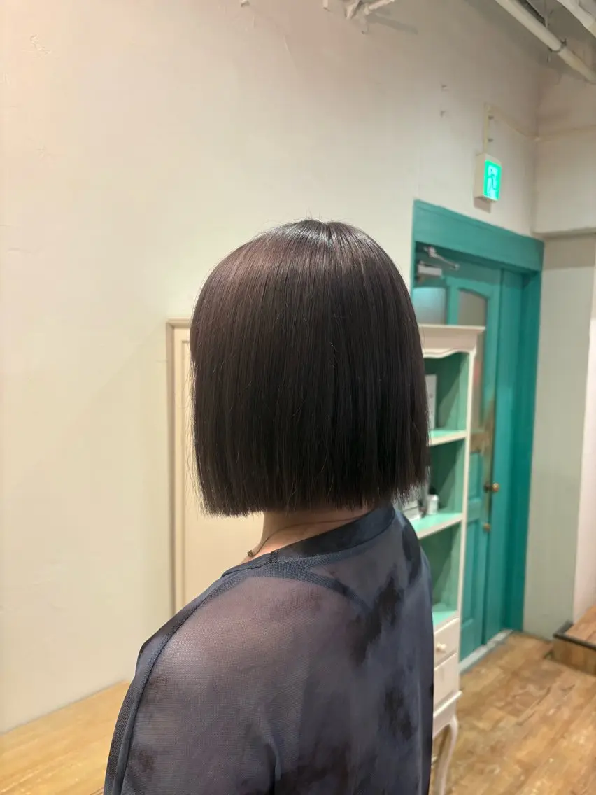 カラー グレージュ ラベンダーカラー ラベンダーグレージュ ラベンダーグレー ヘアカラー 遠洞 心愛のヘアスタイル