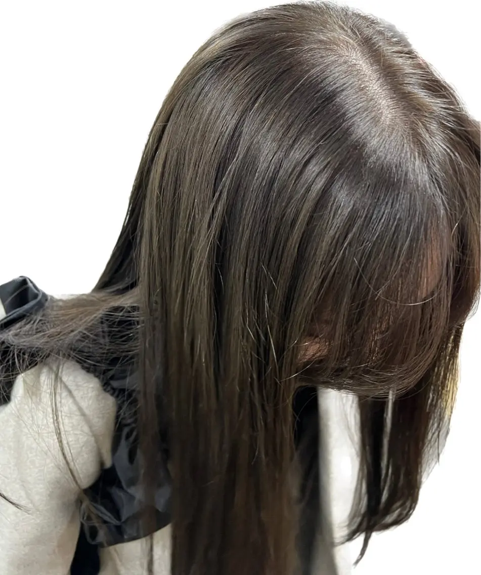 ロング カラー 濱地 美乃理のヘアスタイル