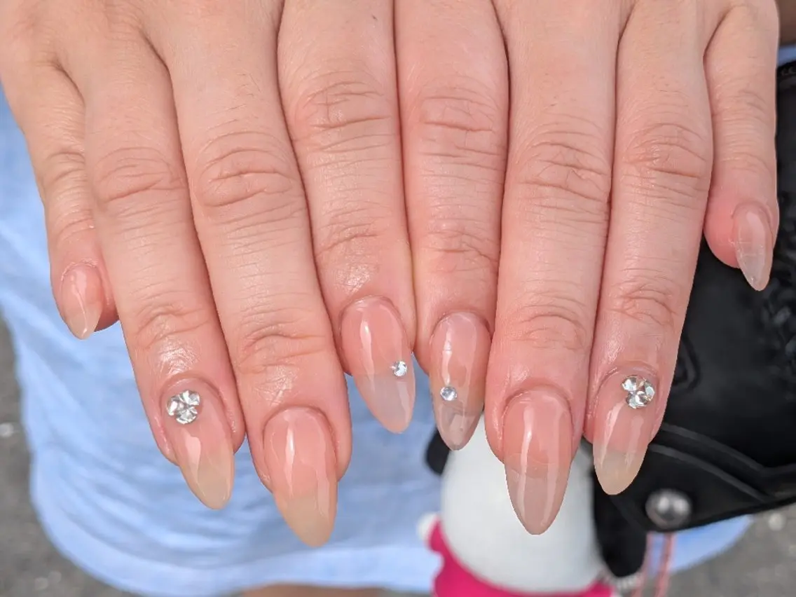 ネイル ワンカラーネイル ストーンネイル ハンドネイル nail salon unikoのネイルデザイン
