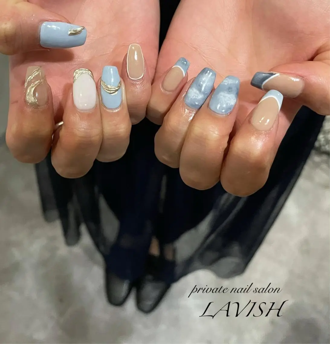 ネイル 氷ネイル・うるうるネイル 韓国ネイル ニュアンスネイル ワンカラーネイル 春ネイル LAVISH 大和店 emi･:*+のネイルデザイン