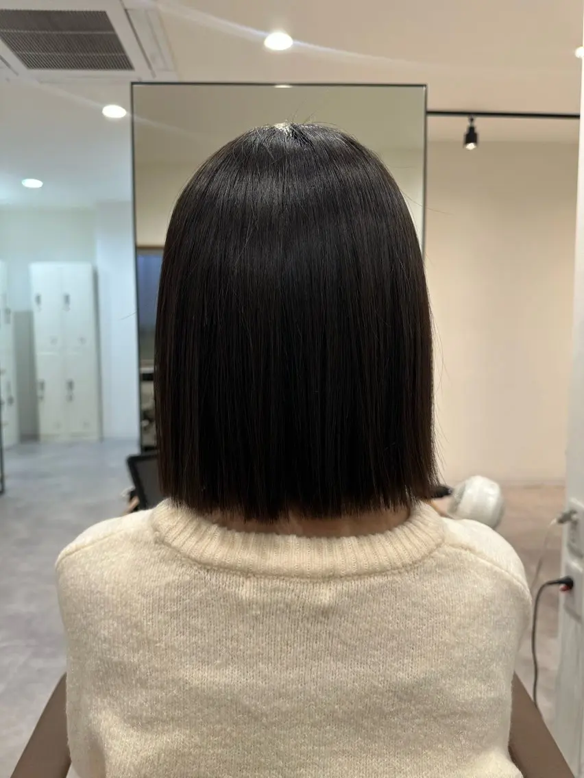 ミディアム カット 縮毛矯正 🫧MANA レイヤーカット🌙のヘアスタイル