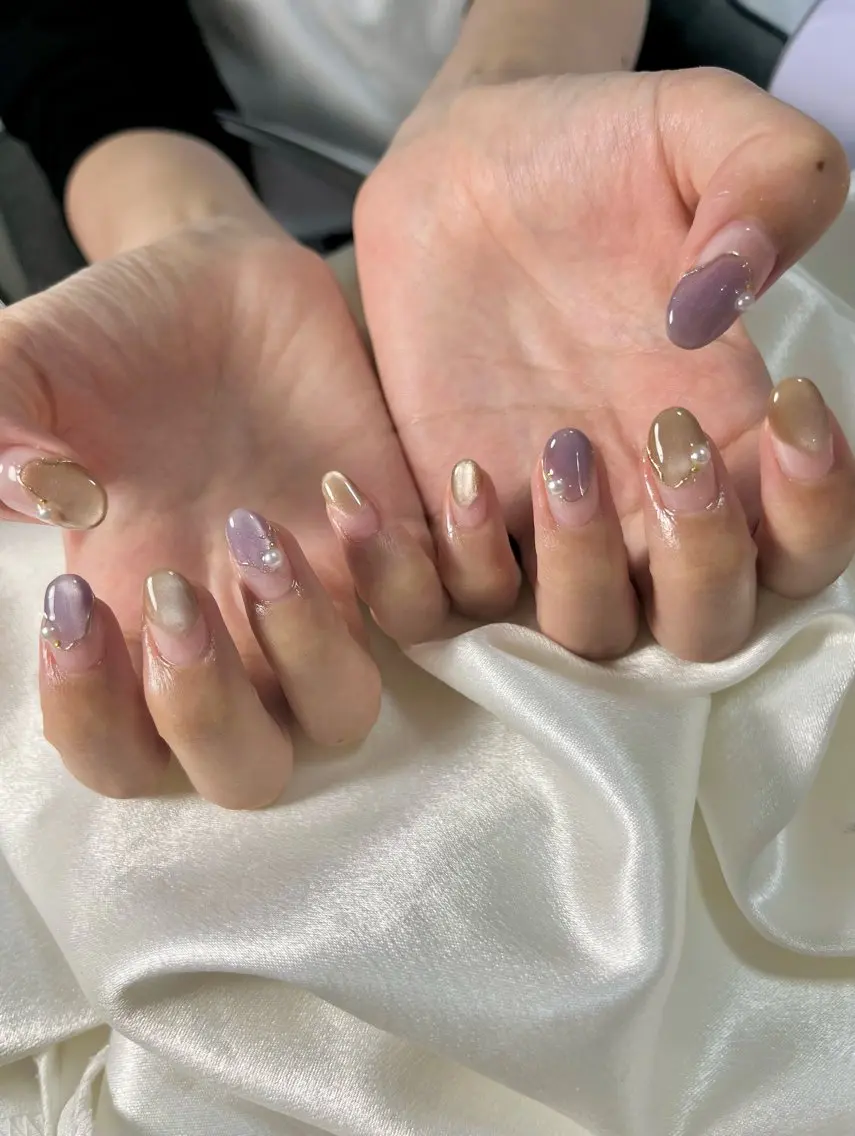 ネイル アニマル柄 オーロラネイル フットネイル フレンチネイル ジェルネイル ハンドネイル kiki nail たまプラーザのネイルデザイン