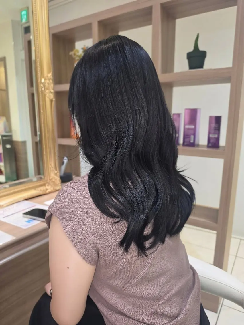 ロング カット ヘアカラー 🎀艶髪カラー🎀 Aiのヘアスタイル