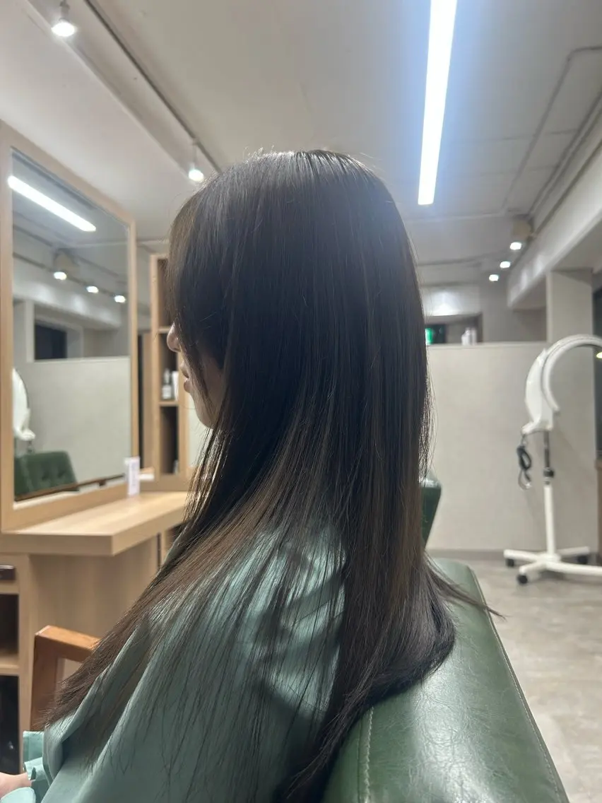 セミロング レイヤーカット 匠 hair🫆のヘアスタイル
