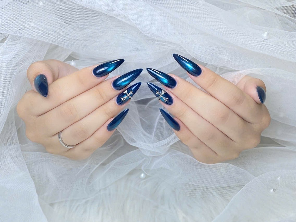 ネイル 長さ出し ジェルネイル 韓国ネイル マグネットネイル 持ち込み ハンドネイル SHE NAILのネイルデザイン