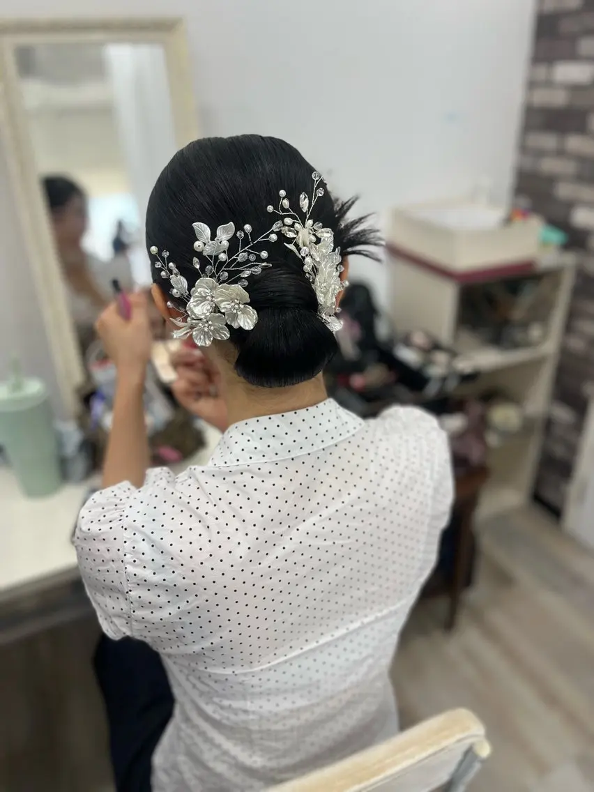 ヘアアレンジ 玉城 里奈のヘアスタイル