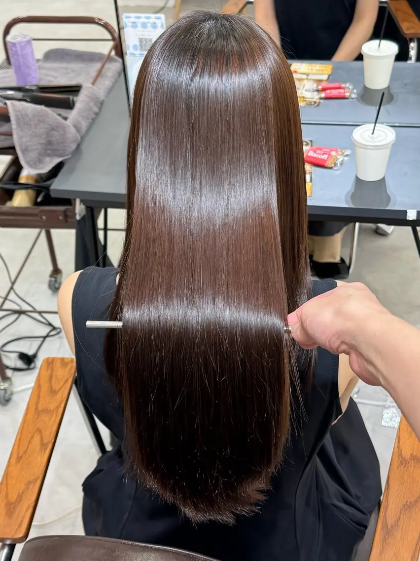 ロング 梅田縮毛矯正◻︎髪質 改善◻︎細見 了眞のヘアスタイル