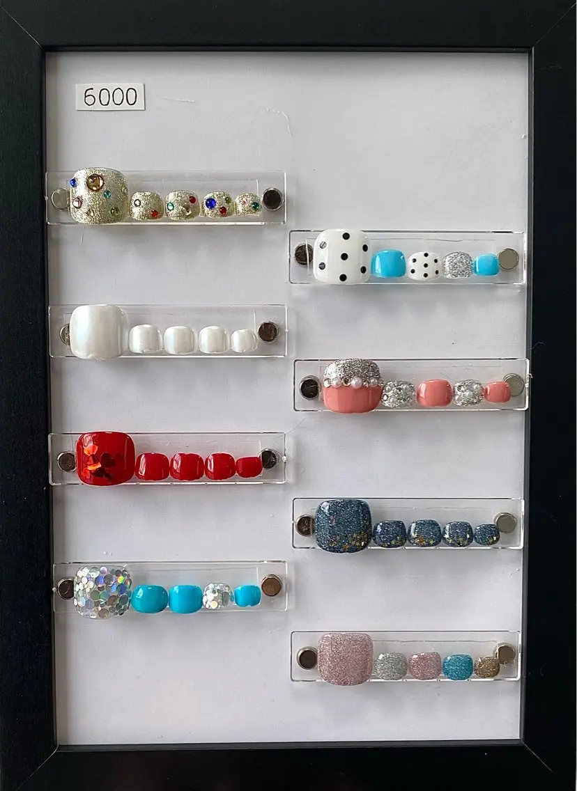 ネイル フットネイル RASLLY nailのネイルデザイン