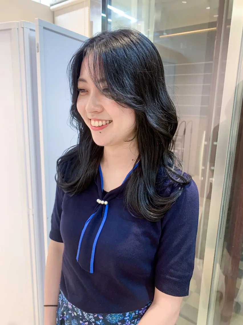 セミロング カラー ヘアアレンジ カット ヘアカラー トリートメント yuka .のヘアスタイル