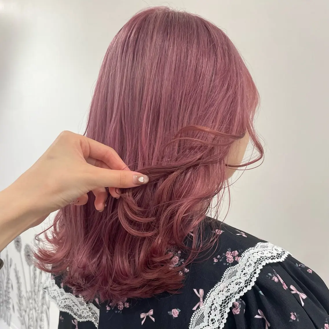 ミディアム ヘアカラー トリートメント 🎟ブリーチなし/艶 /暖色🎀くるみのヘアスタイル