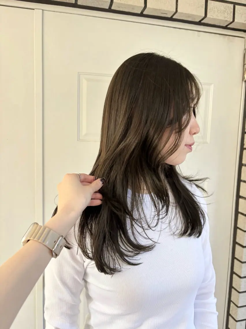 ロング カラー カット ヘアカラー トリートメント 縮毛矯正ボブ&顔まわ レイヤー♡TOMOEのヘアスタイル
