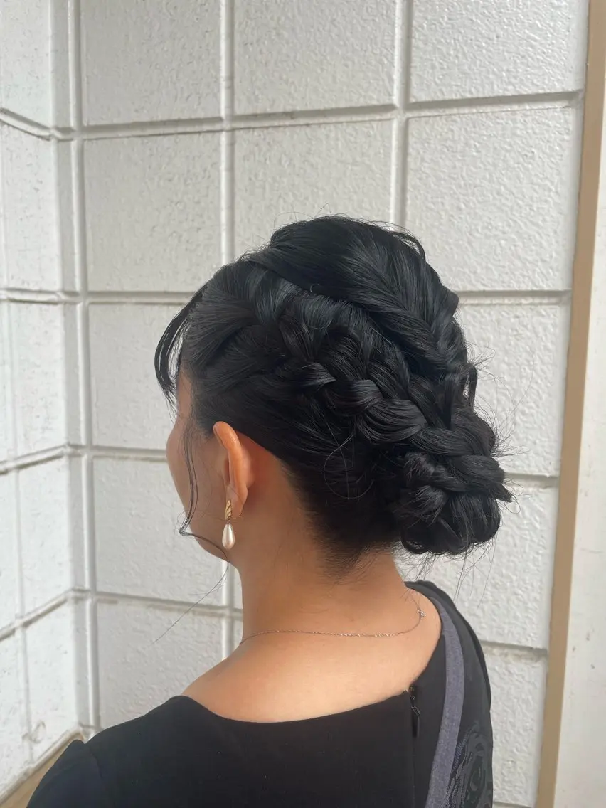 ヘアアレンジ CORAL めぐのヘアスタイル