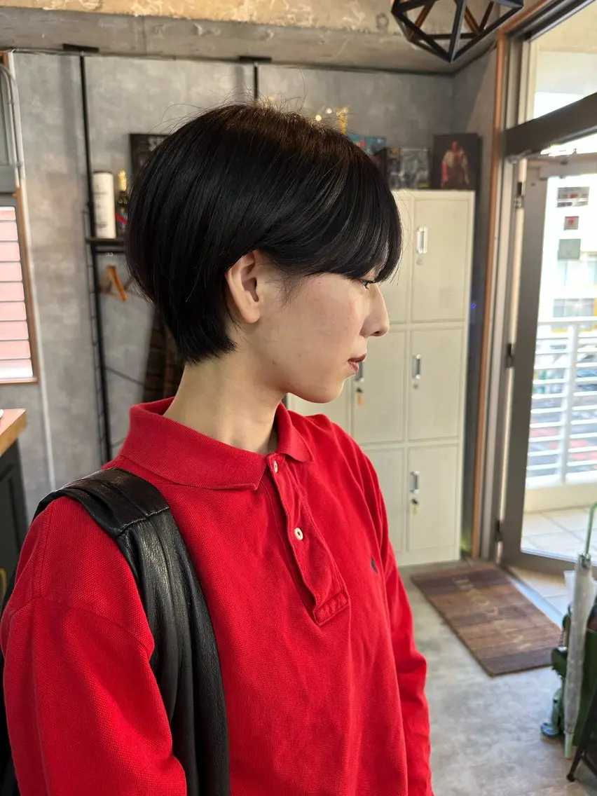 ショート 切りっぱなしボブ ショートボブ ハンサムショート 丸みショート ボブ モテ髪/ボブ/ショー ト/アダチフウトのヘアスタイル