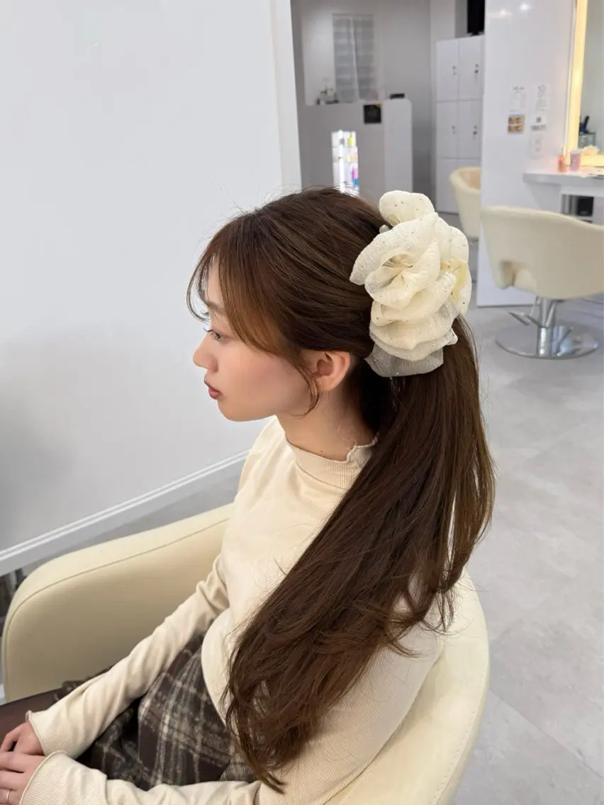 ロング 顔周りカット R/🎀 ヘアセット・艶カラーのヘアスタイル