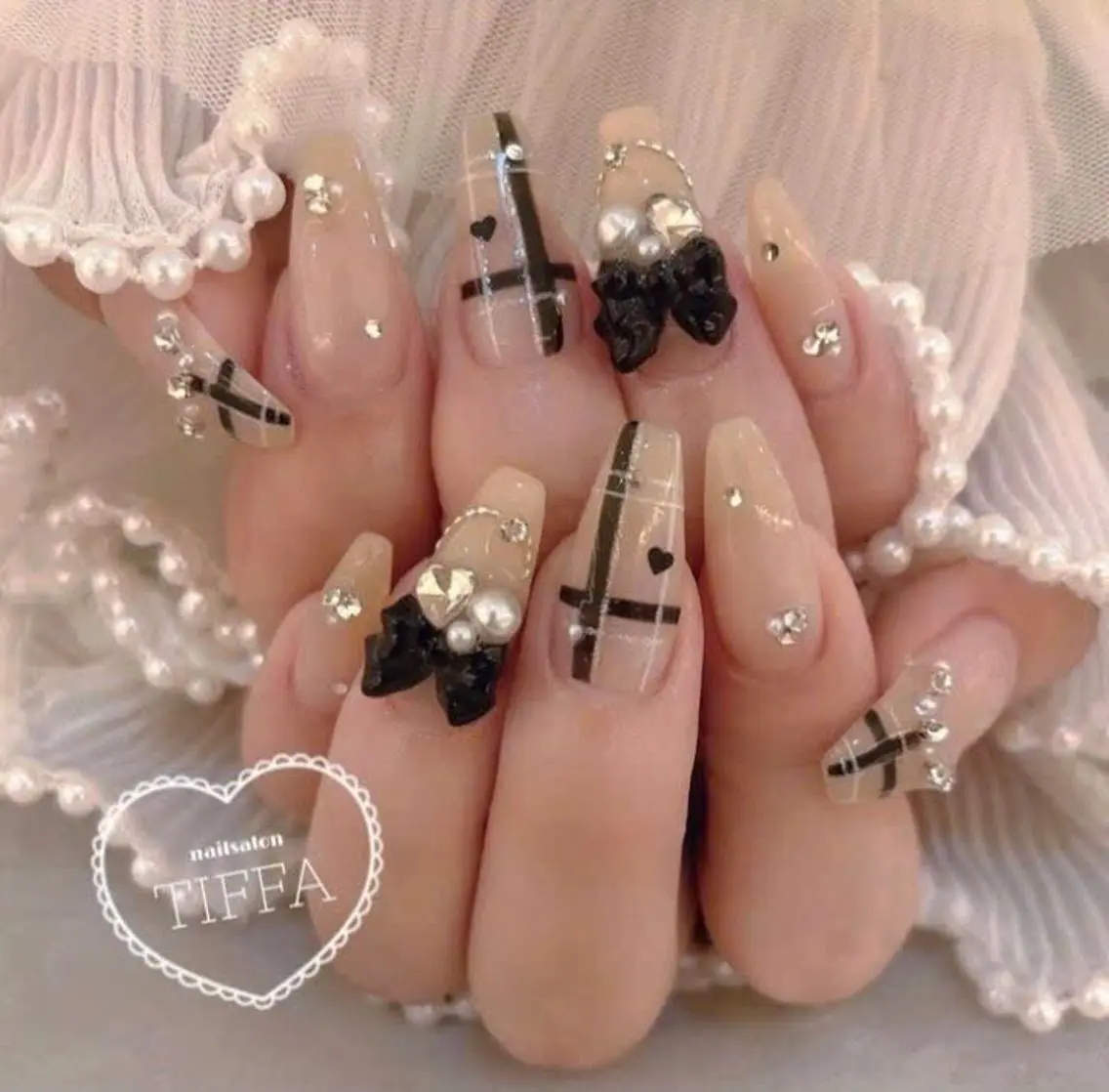 ネイル グラデーション ラメ(グリッター) マグネットネイル ミラーネイル ニュアンスネイル ハンドネイル Lumi de nailsのネイルデザイン