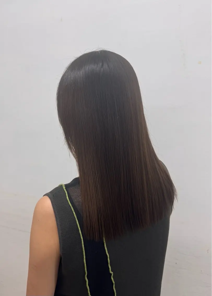 ロング 杉本 麗のヘアスタイル