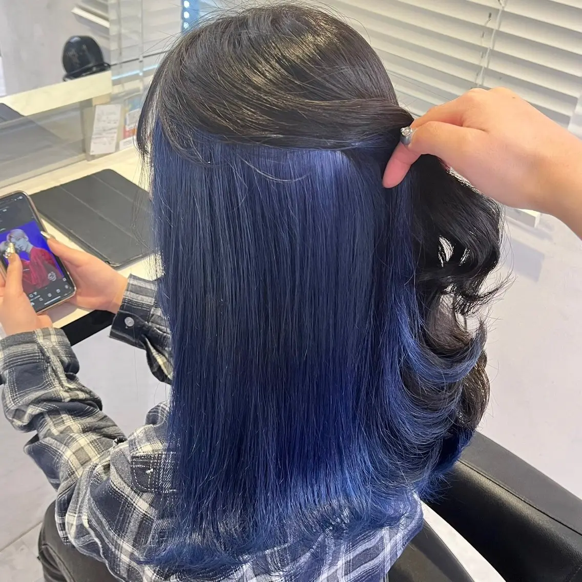 セミロング カラー ヘアアレンジ 【公式】DISCO銀 座🪩トレンド🪽のヘアスタイル