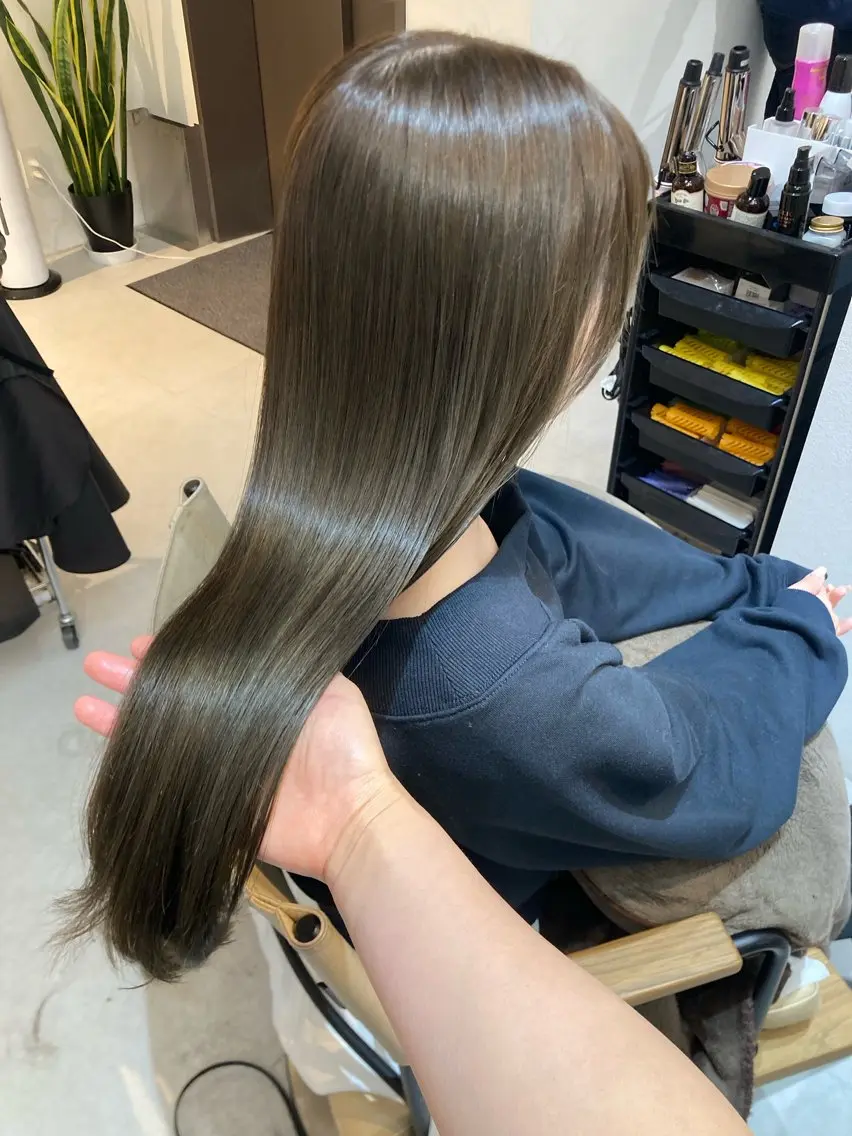 ロング カット ヘアカラー トリートメント ✨色持ちの良い艶 カラー✨蟹江真世のヘアスタイル
