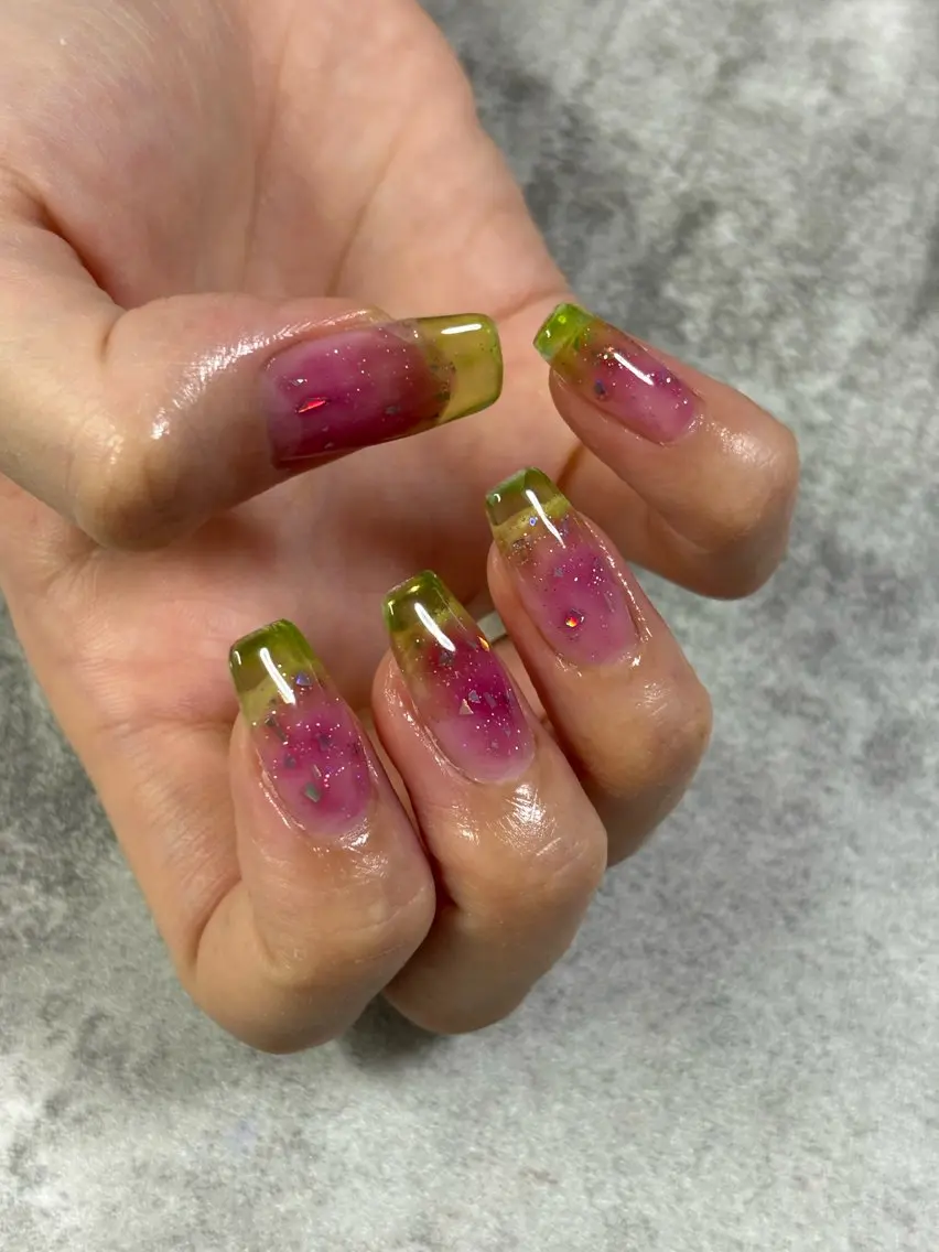 ネイル ハンドネイル FIORITURA Maikoのネイルデザイン
