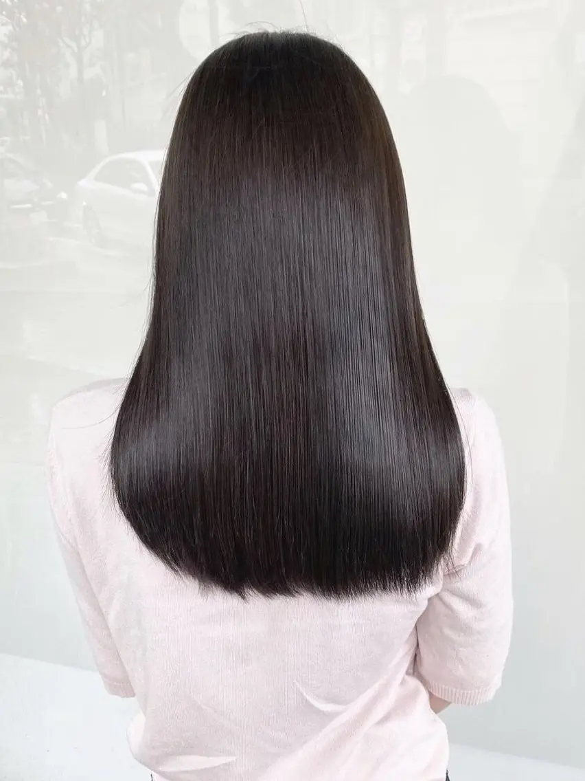 ロング Nene/ハイトーン インナーカラーのヘアスタイル