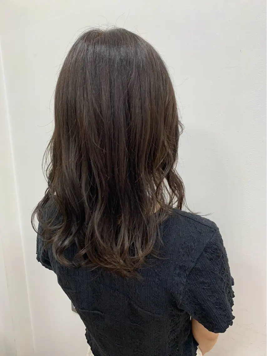 セミロング ayaka 🍀のヘアスタイル