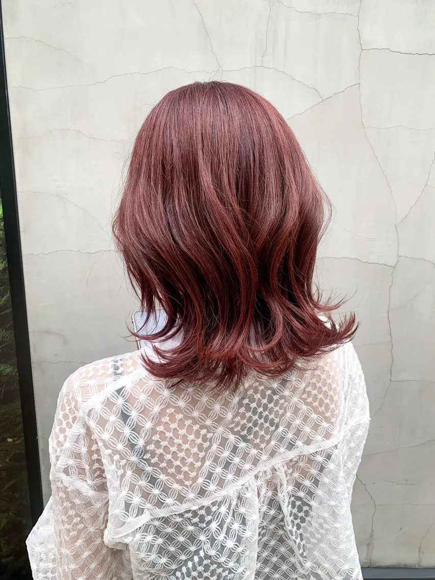 ミディアム カラー ヘアアレンジ ブリーチ カット ヘアカラー トリートメント yuka .のヘアスタイル