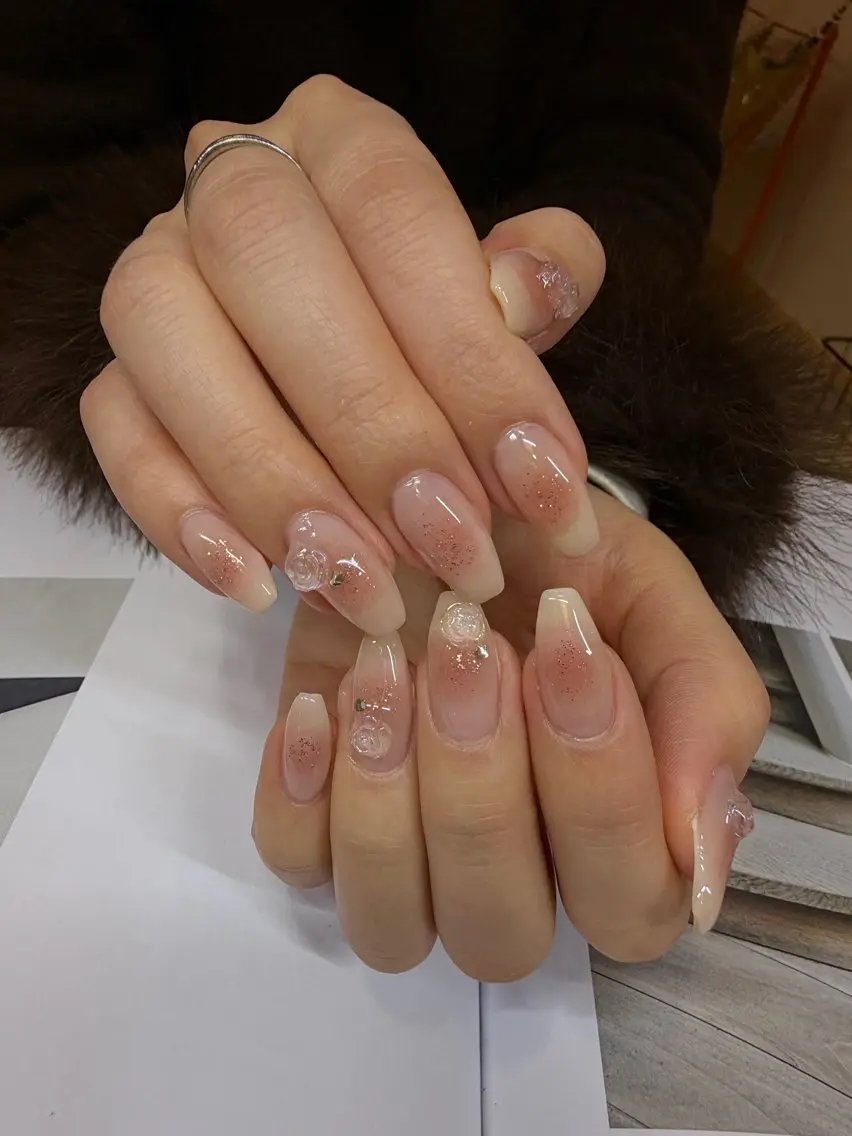 ネイル ハンドネイル 大人ワンホン キラキラ/Ayanoのネイルデザイン