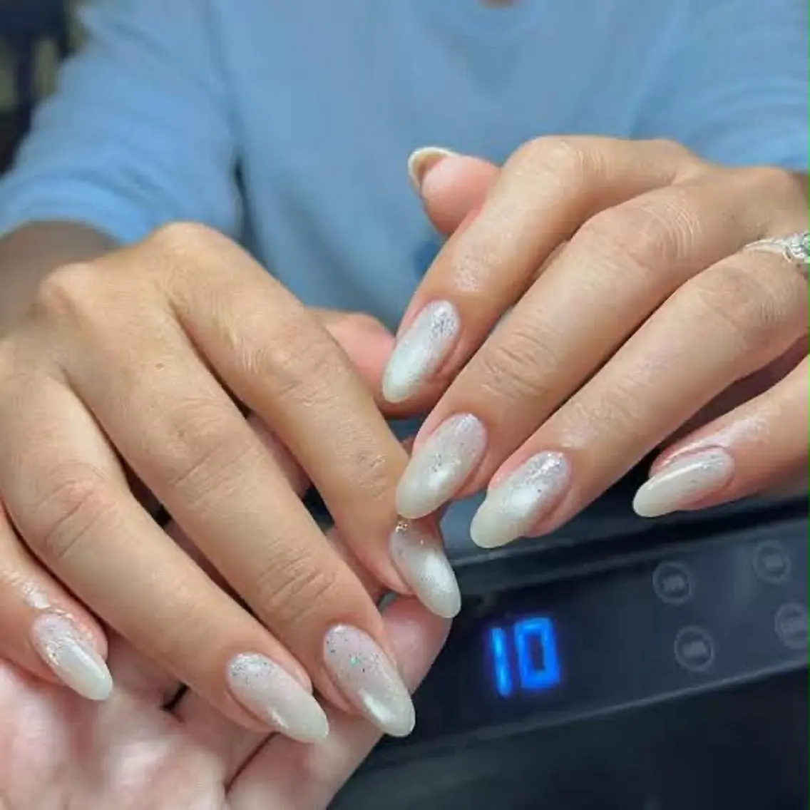 ネイル 桜ネイル 長さ出し フレンチネイル 韓国ネイル マグネットネイル ハンドネイル kiwami305 nail salonのネイルデザイン