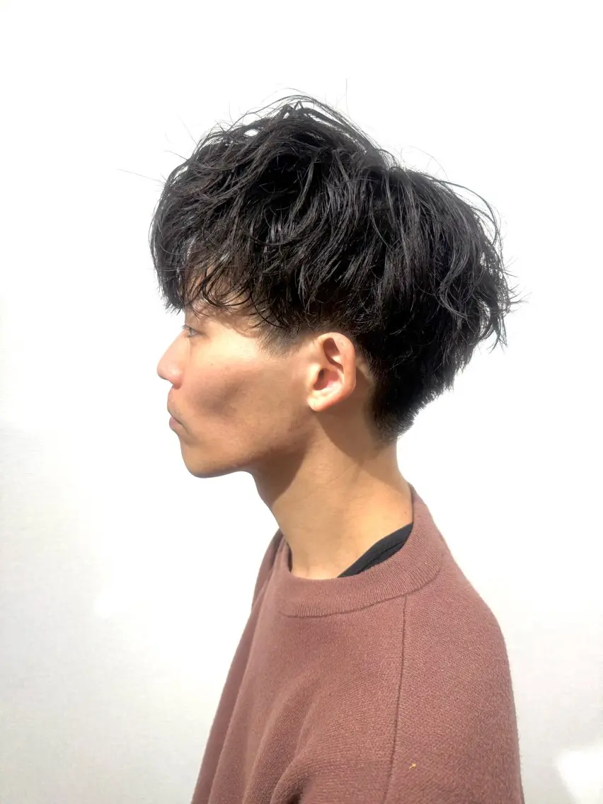 パーマ メンズ メンズブリーチ メンズパーマ メンズツイストパーマ 刈り上げ ニュアンスパーマ 🔥メンズ特化🔥 パーマ🔥カメイのヘアスタイル