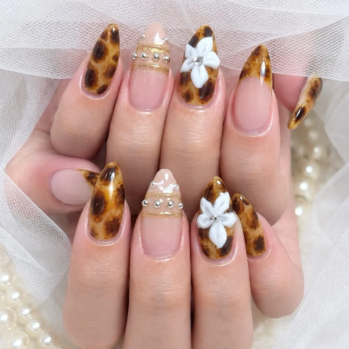 セミロング ハンドネイル Conjunim MAMI🎀✨のネイルデザイン
