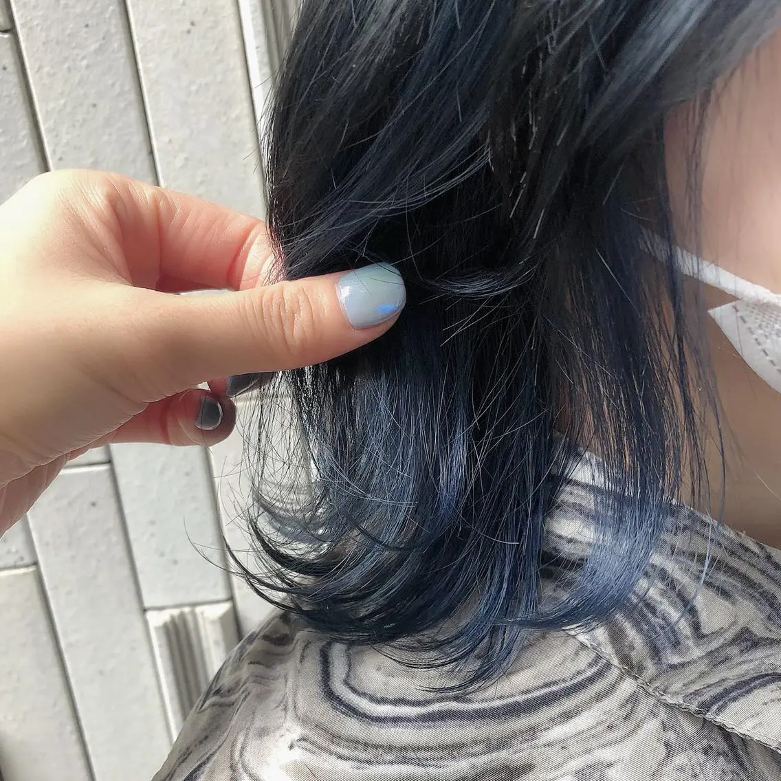 ミディアム カラー ブルーカラー インナーカラー ヘアカラー トリートメント 🍊新宿南口🍊 ERINAのヘアスタイル