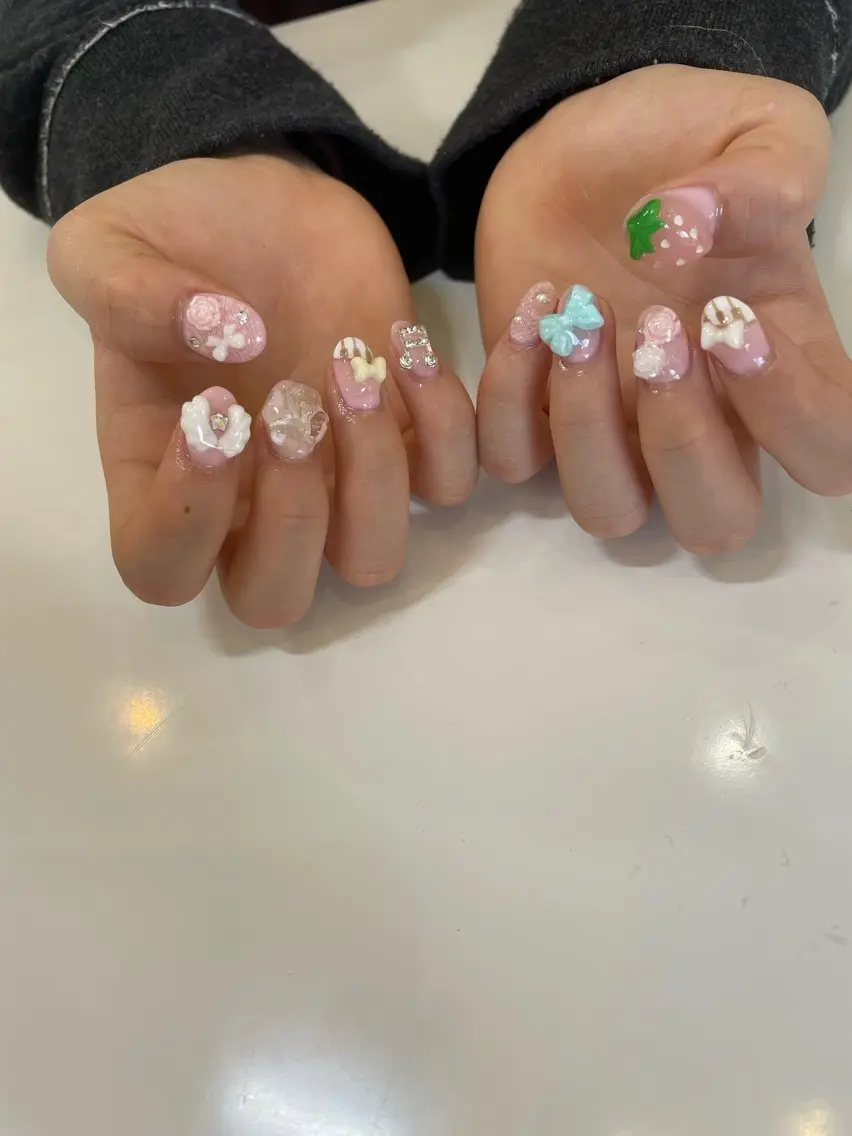 ネイル Nail Salon Gummi.のネイルデザイン