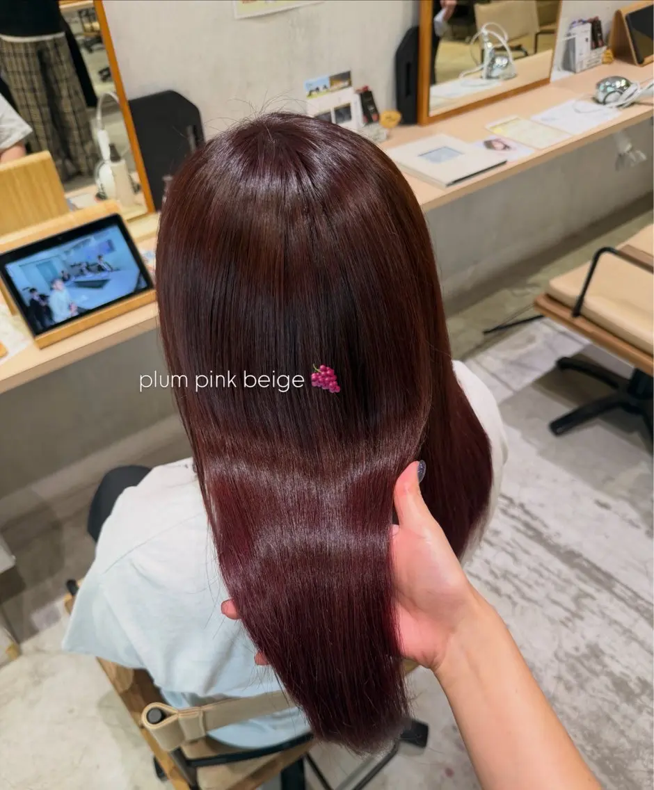 ロング カラー 透明感カラー ピンクカラー 田村 結依花のヘアスタイル