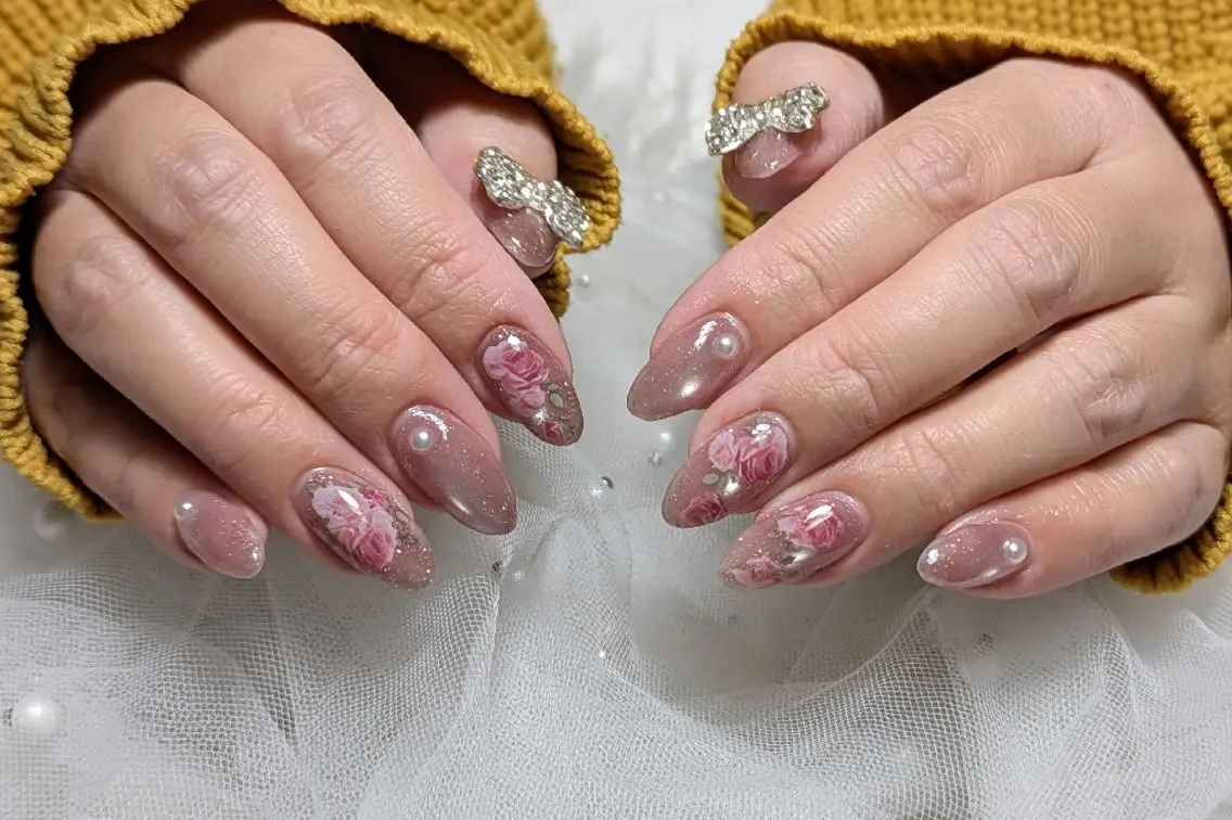 ネイル フラワーネイル シンプルネイル 春ネイル ハンドネイル m&pPrivate nailsalonのネイルデザイン