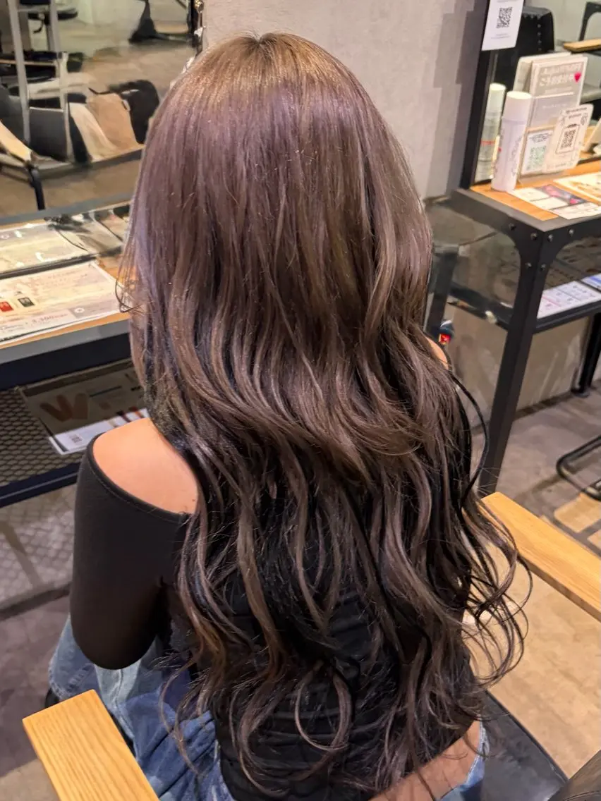 ロング カラー ヘアカラー 透明感カラー🫧🎀 まりなのヘアスタイル