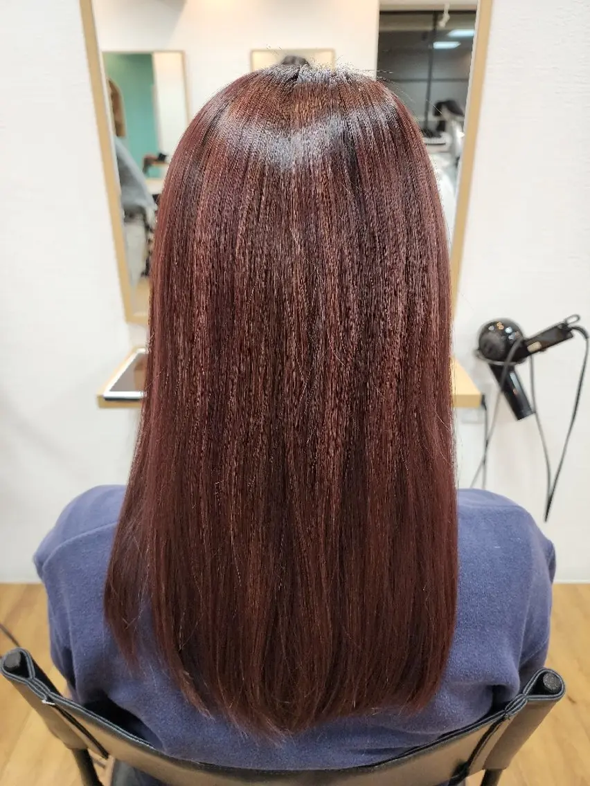ロング カラー ハイライトカラー ピンクカラー ハイライト 近森 美帆[モーラ高石店]のヘアスタイル