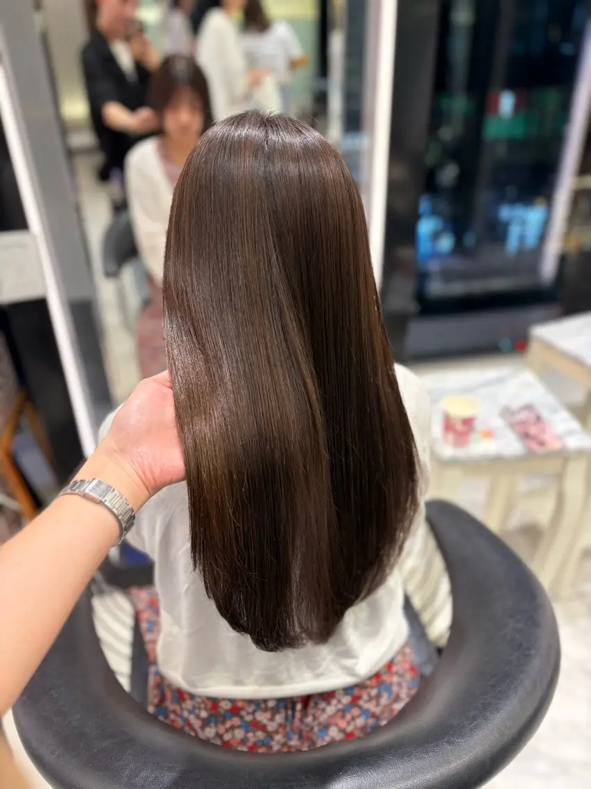 セミロング カラー ヘアカラー 韓国っぽ水光肌カラー マンツーマン🫧なおのヘアスタイル