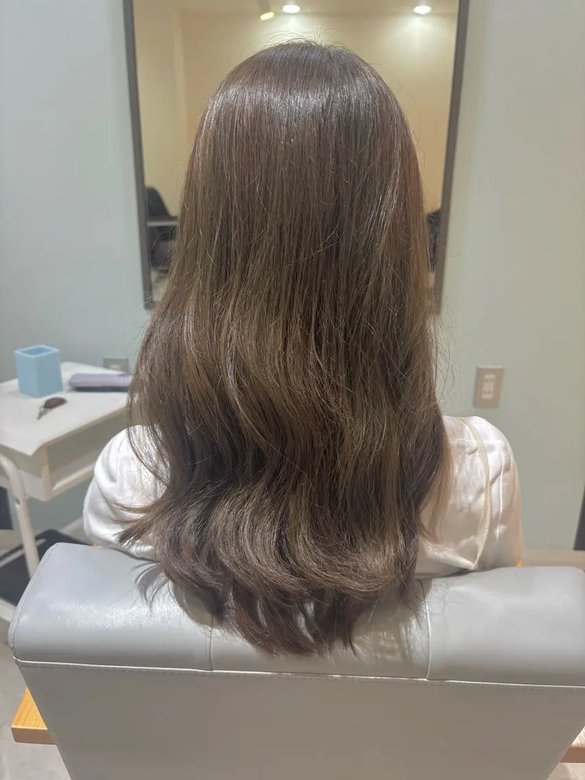 ロング MOK hairのヘアスタイル