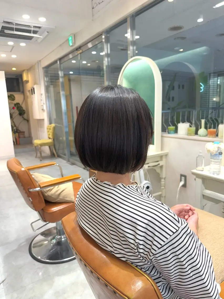ミディアム ボブ カット みづき 新宿のヘアスタイル