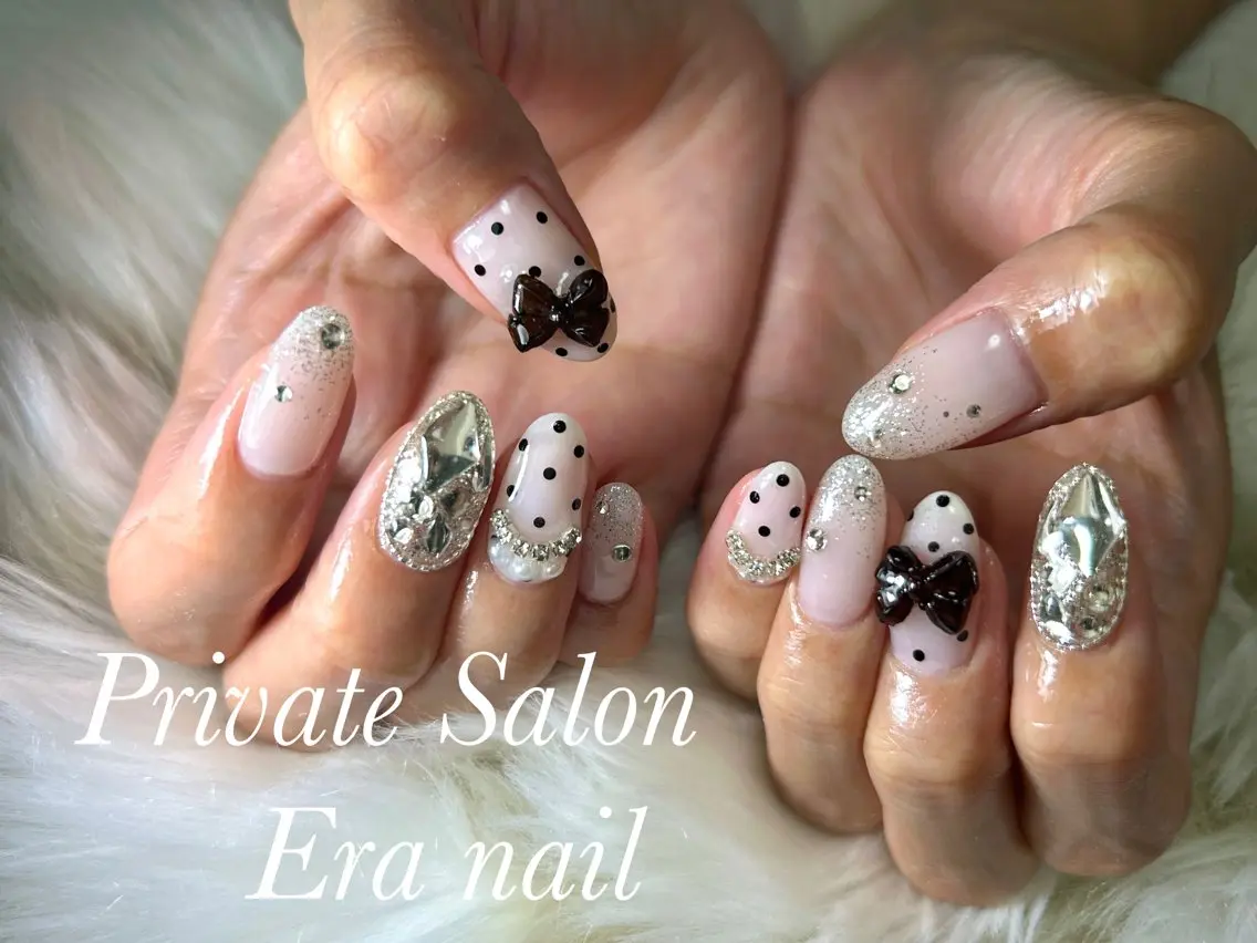 ネイル ドット 持ち込み リボン Era nailのネイルデザイン