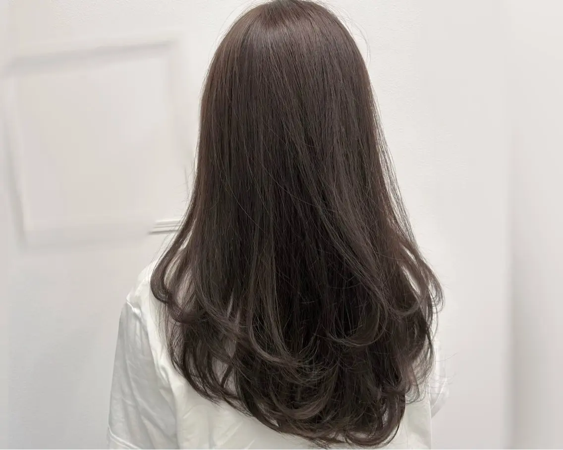 ロング カラー ✨ブリーチなし✨ 🫧透明感カラー🫧のヘアスタイル