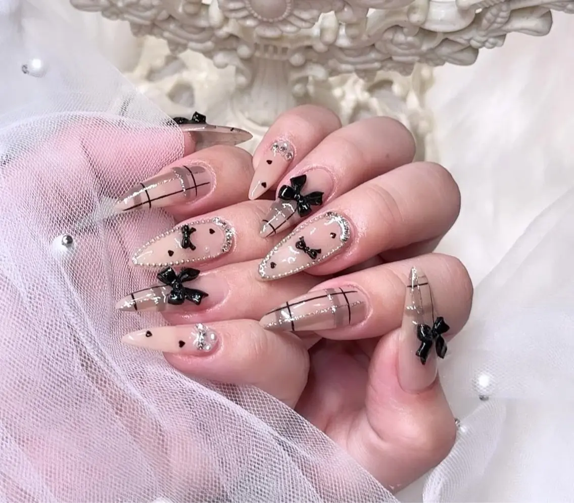 ネイル アートネイル ジェルネイル グラデーション マグネットネイル ニュアンスネイル ハンドネイル Ryu nail studioのネイルデザイン