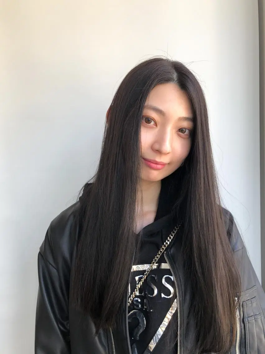 【✨髪質改善✨】カット＋シルクコスメ縮毛矯正＋プチトリートメントの写真
