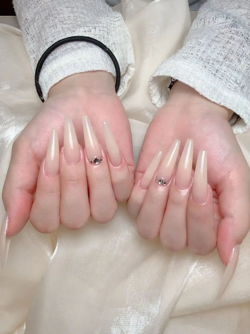 ネイル ENSalon 愛佳のネイルデザイン