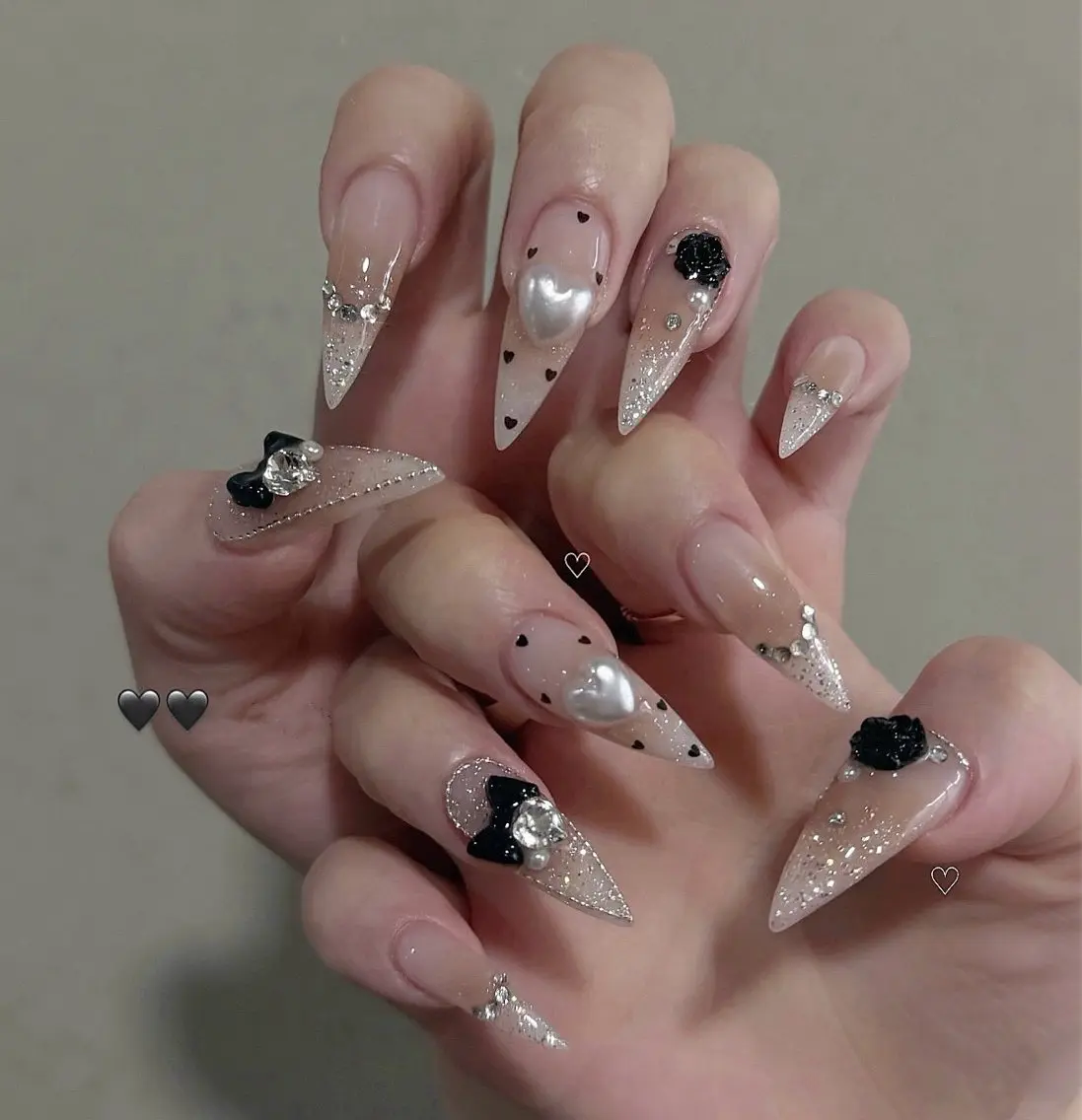 ネイル アートネイル ボルドー フレンチネイル ジェルネイル 氷ネイル・うるうるネイル ハンドネイル Julie Nail Hinのネイルデザイン