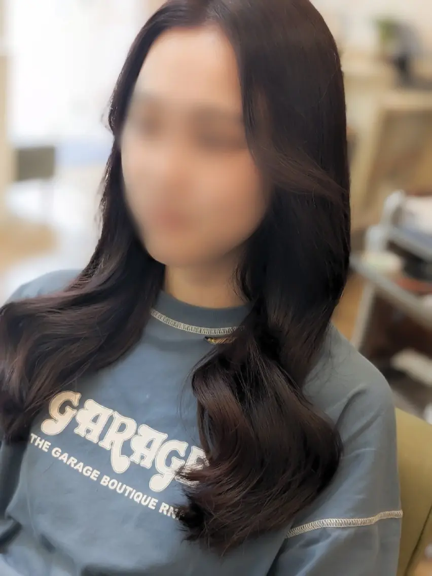 ロング カラー 加藤 彩のヘアスタイル