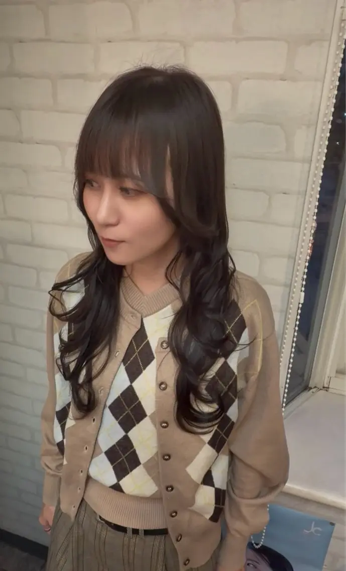 ロング カラー ブラウンカラー ショコラブラウン 透明感カラー レイヤーカット カット ヘアカラー トリートメント 髪質改善サロン soukiのヘアスタイル