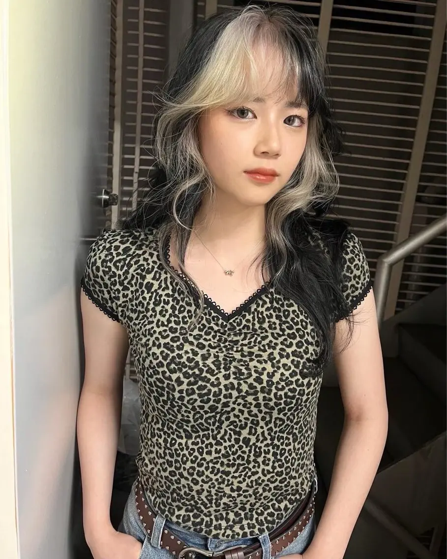 ロング カラー ブリーチ デザインカラー 韓国風ヘア 当日予約/天神美容室 HACKのヘアスタイル